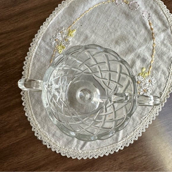 Indiana Glass "Pretzel" Pattern Footed Sugar Bowl 3 3/4” - Clear Pressed Glass - Picture 3 of 5